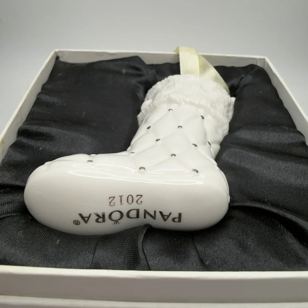 Pandora 2012 limited